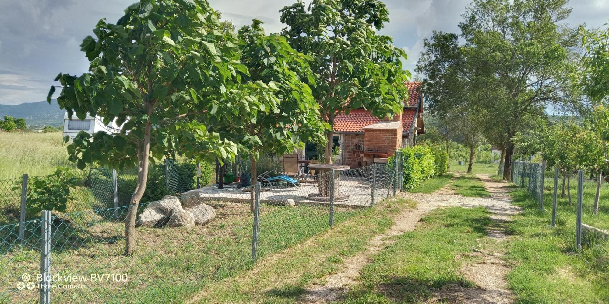 Stone House Vlasta เดอร์นิช ภายนอก รูปภาพ