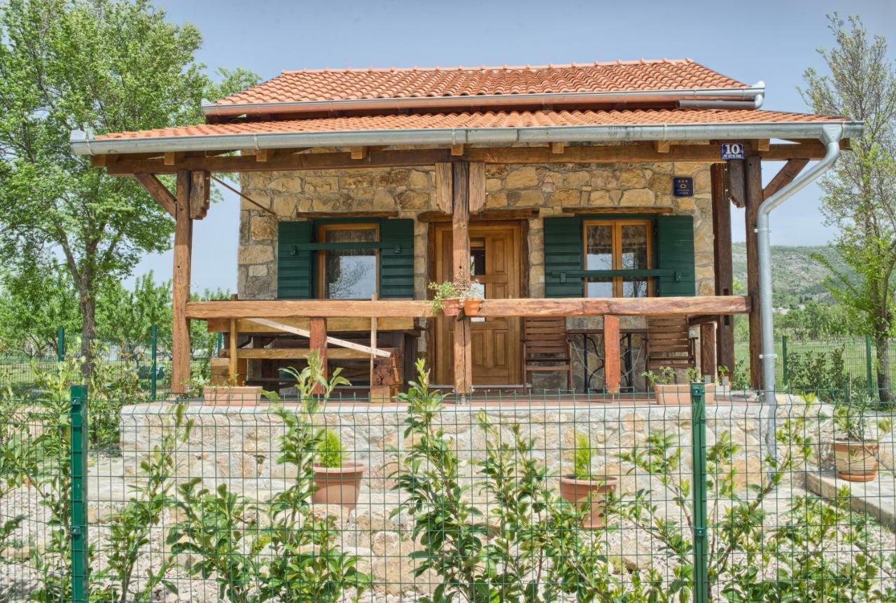 Stone House Vlasta เดอร์นิช ภายนอก รูปภาพ